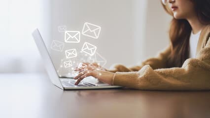 Emails professionnels pour associations algériennes